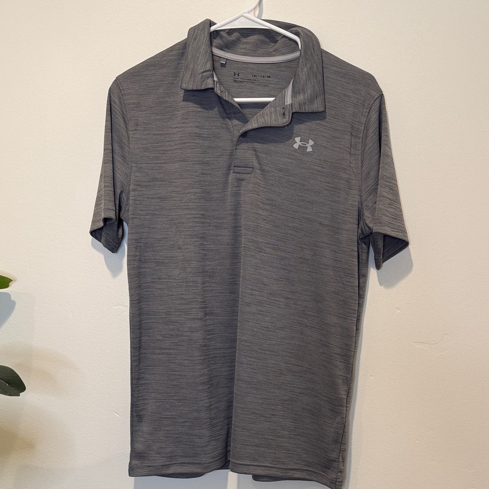 Under Armour Youth Boys XL Charcoal Polo Shirt - Like New
